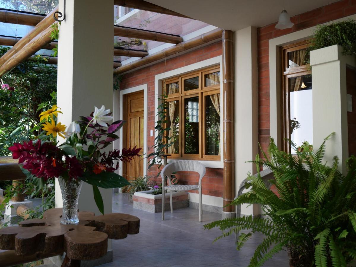 Bed and Breakfast Casa Del Rio En Mindo Exteriér fotografie