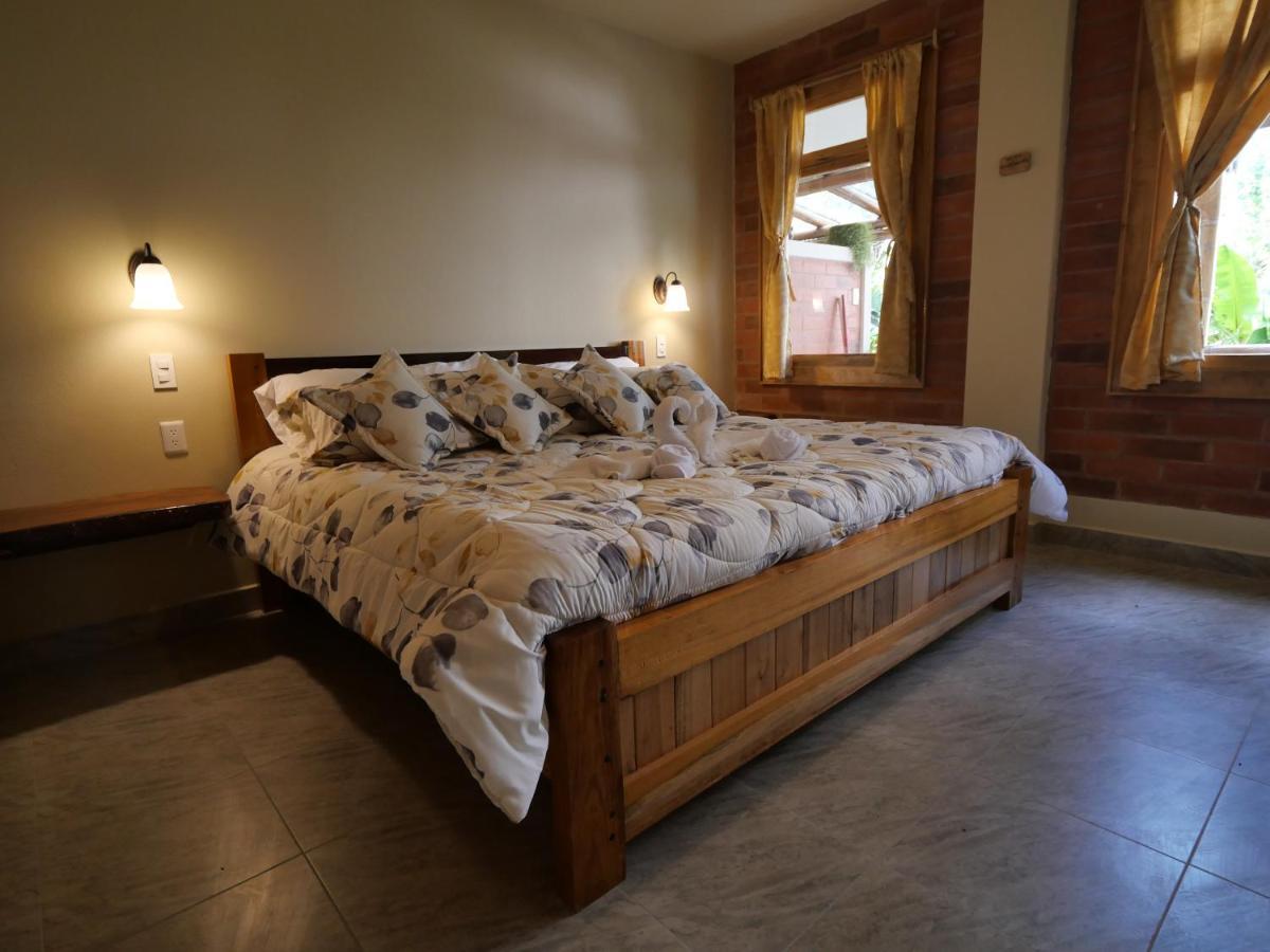 Bed and Breakfast Casa Del Rio En Mindo Exteriér fotografie